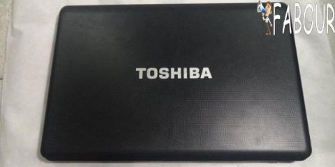Toshiba satellite Pc portable i3