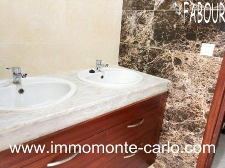 Villa refaite à neuve à louer à Hay Riad Rabat Maroc