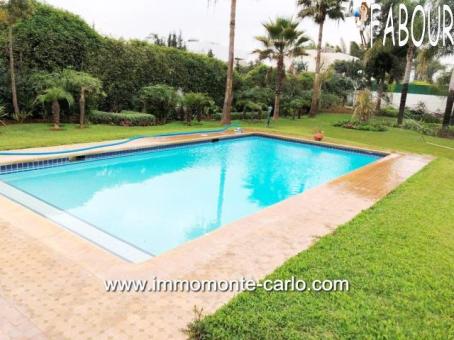 Villa neuve avec piscine à louer à Souissi RABAT